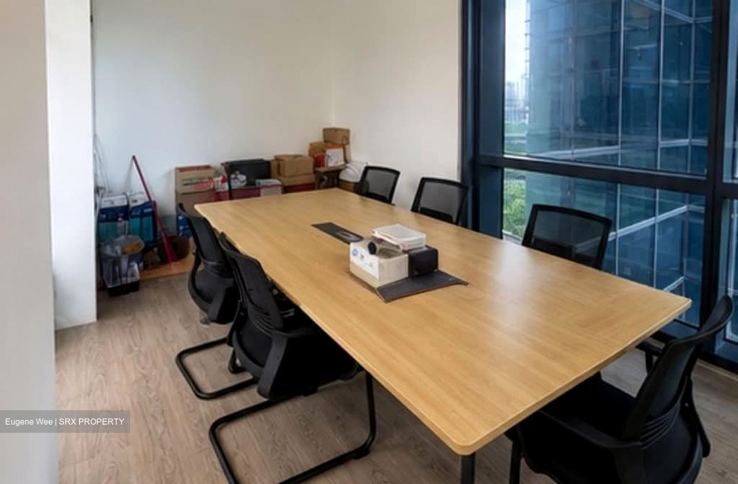 Woods Square (D25), Office #584316441